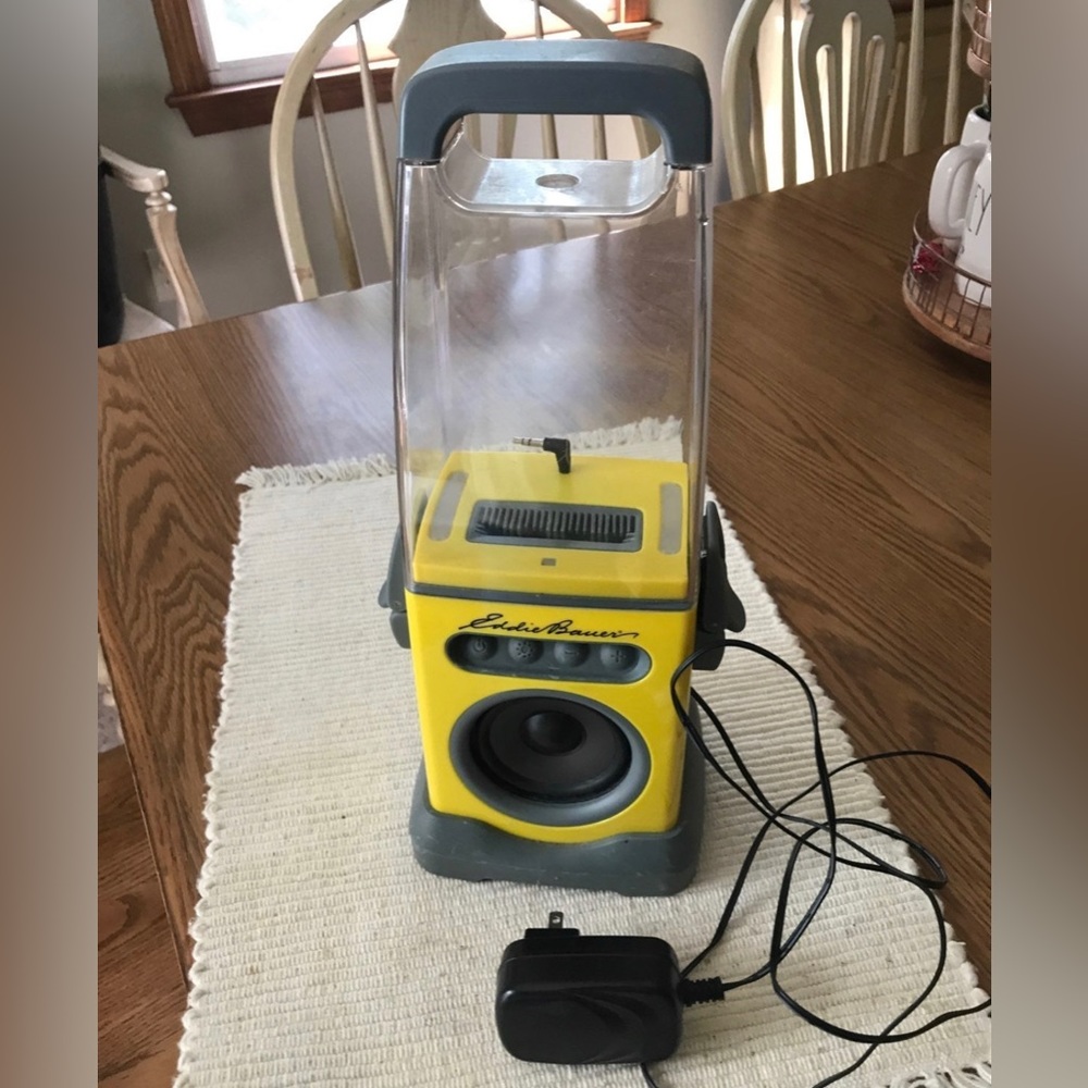 Portable speaker Eddie Bauer waterproof speaker box with cord
